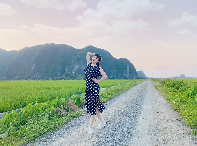 Vân Dung hiếm hoi đăng ảnh áo tắm, vóc dáng nuột nà tuổi 45 được khen nức nở - ảnh 4