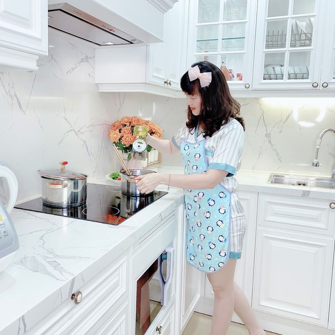 Vân Dung hiếm hoi đăng ảnh áo tắm, vóc dáng nuột nà tuổi 45 được khen nức nở - ảnh 5