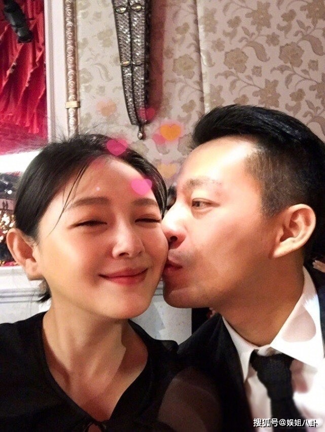 Quá khó khăn do COVID-19, Từ Hy Viên, Trương Bá Chi bán nhà triệu USD - ảnh 1