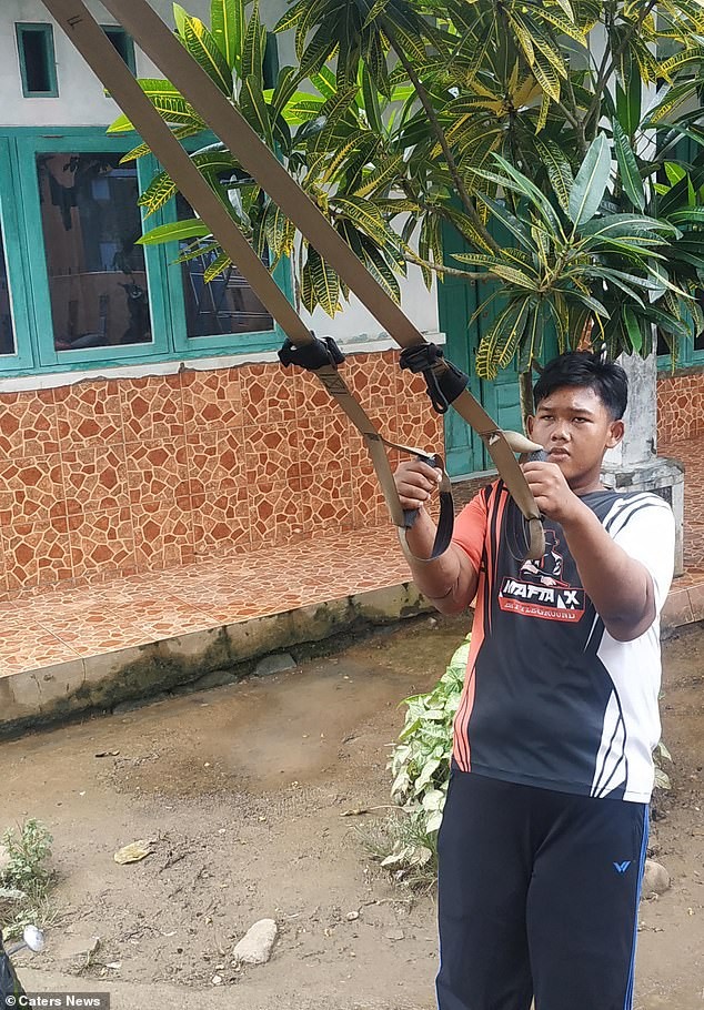 Đứa trẻ béo nhất thế giới với 190kg giảm cân ngoạn mục - ảnh 6