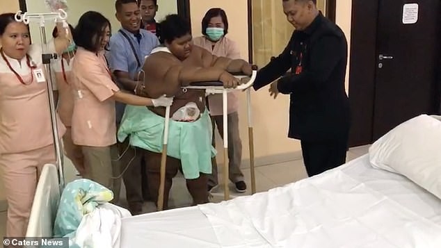 Đứa trẻ béo nhất thế giới với 190kg giảm cân ngoạn mục - ảnh 3
