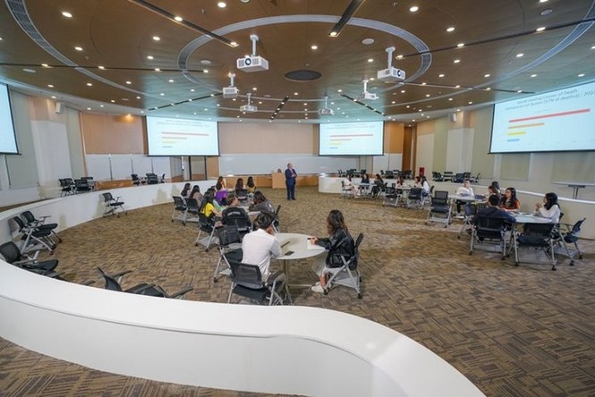 Cận cảnh trường Đại học VinUni: Xịn xò chẳng khác nào những ngôi trường ở châu Âu - ảnh 6
