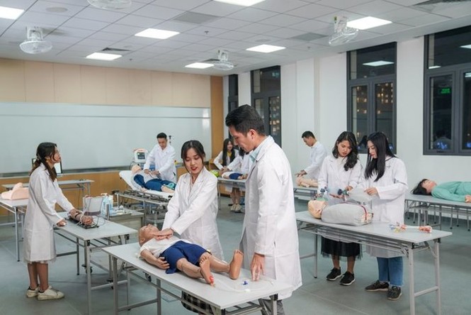 Cận cảnh trường Đại học VinUni: Xịn xò chẳng khác nào những ngôi trường ở châu Âu - ảnh 10