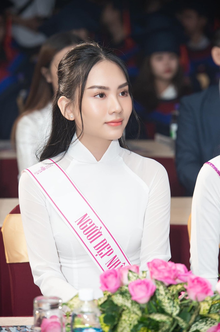Người đẹp Nhân ái Huỳnh Nguyễn Mai Phương: Khi nhẹ nhàng như sương mai, khi sexy biến hóa - ảnh 2