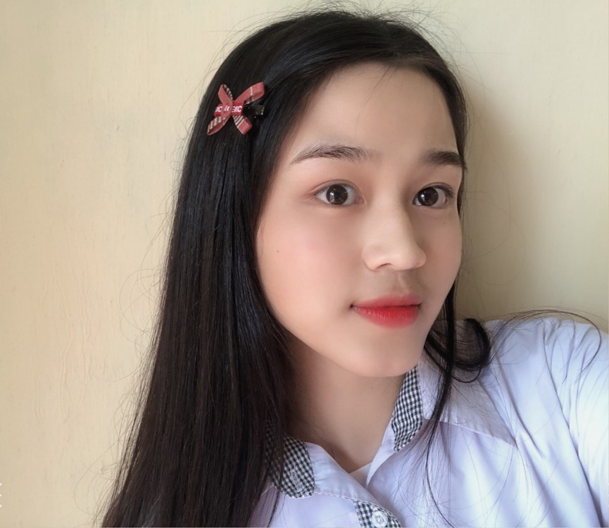 Mặt mộc xinh tươi, đáng yêu của Hoa hậu Đỗ Thị Hà thời cấp 3 - ảnh 2