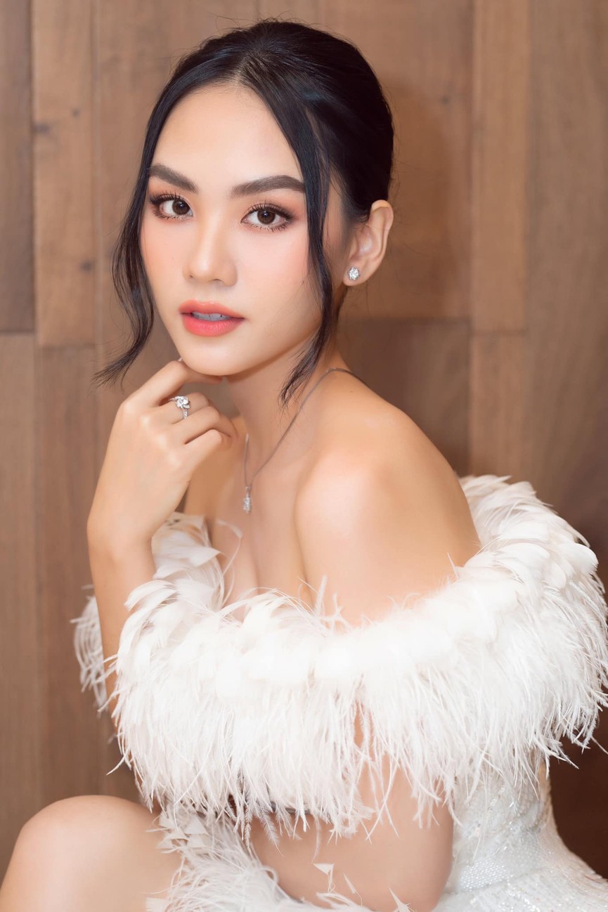 Diện váy cúp ngực gợi cảm, người đẹp Huỳnh Nguyễn Mai Phương hút hồn người nhìn - ảnh 1