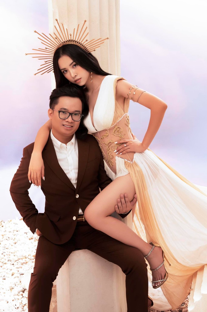 Á hậu Thúy An diện áo tắm xẻ hông cao cực gợi cảm - ảnh 3