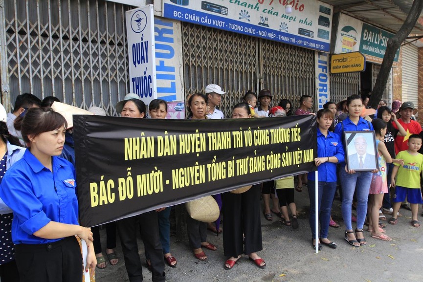 Người dân Đông Mỹ tiễn biệt nguyên Tổng Bí thư Đỗ Mười - ảnh 4