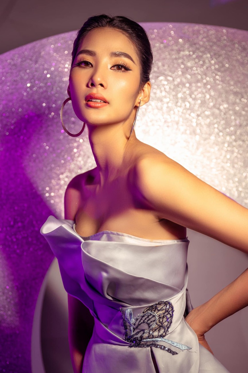 Đỗ Mỹ Linh, Lương Thuỳ Linh đọ sắc với váy áo nóng bỏng - ảnh 15