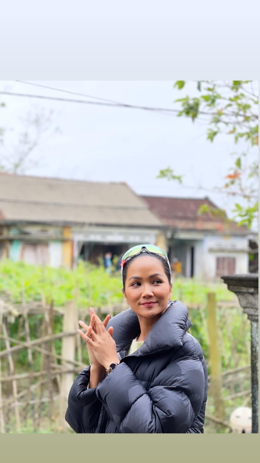 'Á hậu học giỏi' Phương Anh ngày càng 'lột xác' nóng bỏng - ảnh 11