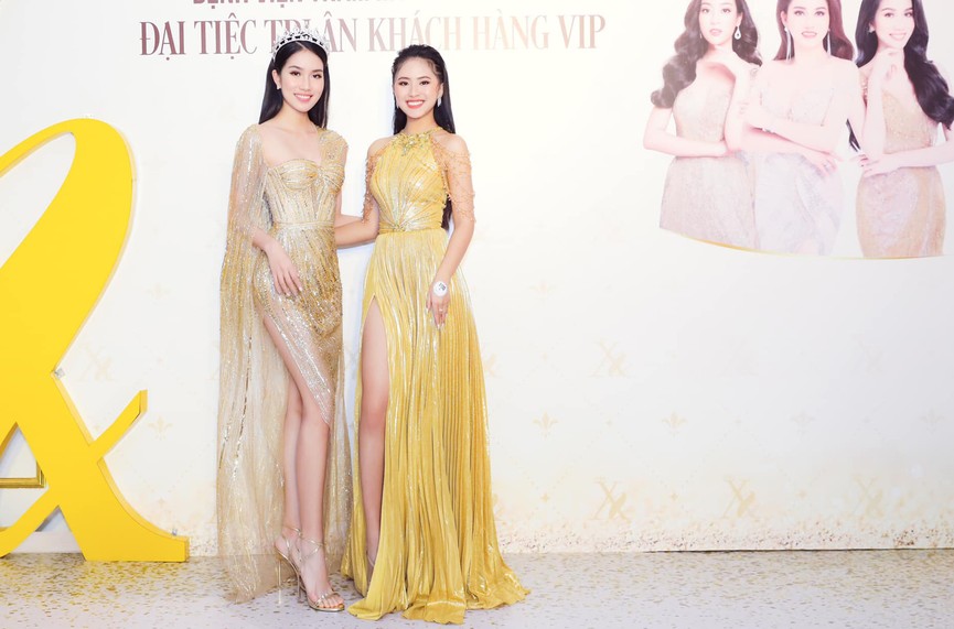 Người đẹp Thể thao Phù Bảo Nghi diện váy xẻ táo bạo, Lương Thùy Linh quấn khăn làm váy - ảnh 6