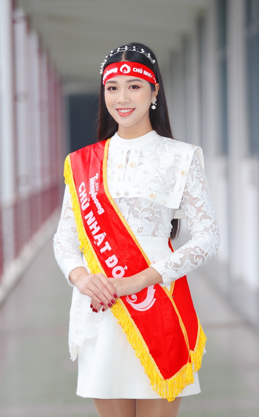 Hoa hậu Đỗ Thị Hà và Á hậu Phương Anh, Ngọc Thảo giản dị vẫn cực xinh đẹp - ảnh 12