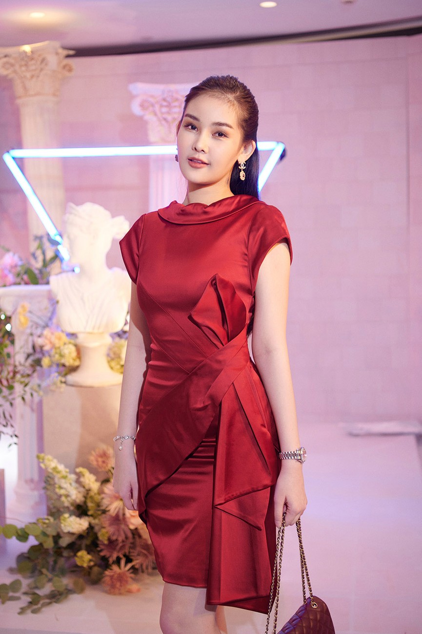 Dàn Hoa hậu, Á hậu đọ sắc vóc nóng bỏng trong đám cưới Á hậu Thuý An - ảnh 12
