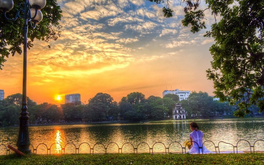 Gác lại âu lo cùng ngắm hoàng hôn tại những địa điểm cực chill tại Hà Nội - ảnh 5