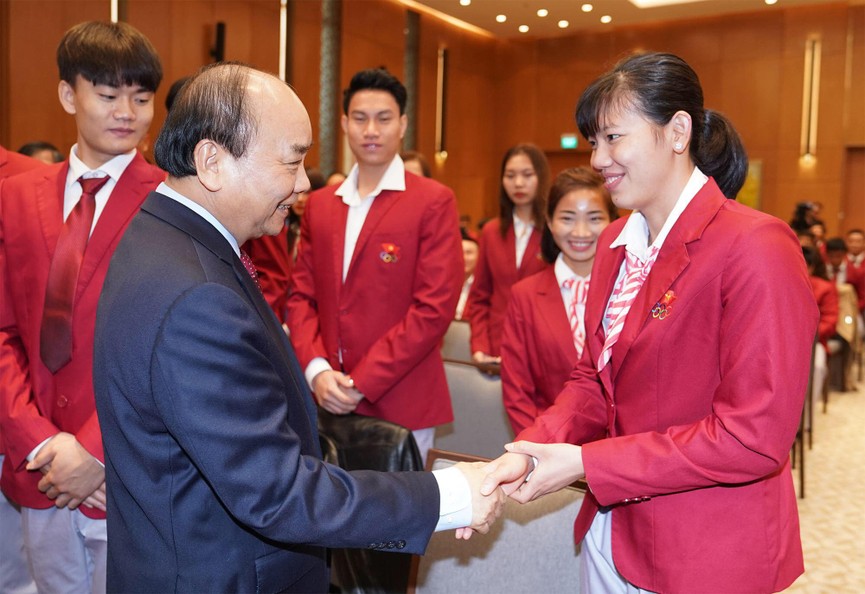Thủ tướng gặp mặt, vinh danh VĐV, HLV đạt thành tích cao tại SEA Games 30 - ảnh 1