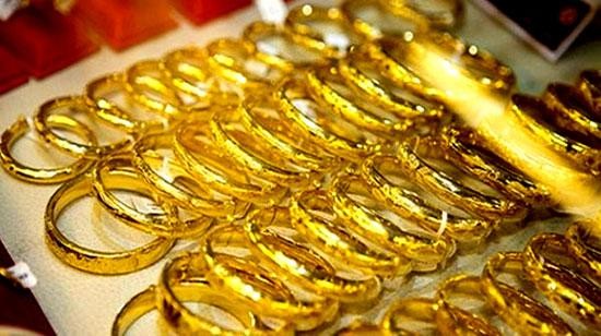 Vàng miếng SJC tăng mạnh, cao hơn vàng nhẫn 5,6 triệu đồng/ lượng