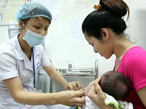 Bé 3 tuổi tử vong sau khi tiêm vắc-xin “Hib 5 trong 1”