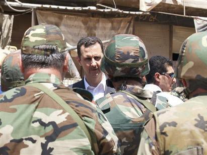 Tổng thống Syria Bashar al-Assad có cuộc gặp gỡ binh sỹ tại Daraya hôm 1/8