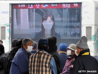 Truyền hình NHK bị kiện vì lạm dụng tiếng Anh