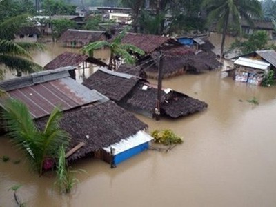 Philippines hứng cơn bão thứ hai, 11 người chết