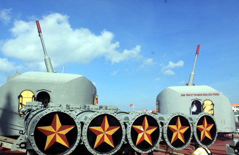 Tàu chiến săn ngầm Việt Nam: 50 năm vẫn chạy tốt!