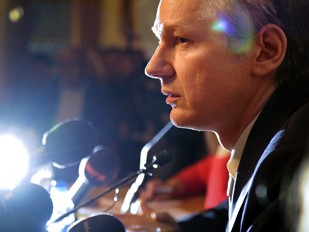 'Ông WikiLeaks' chuẩn bị xuất bản hồi ký