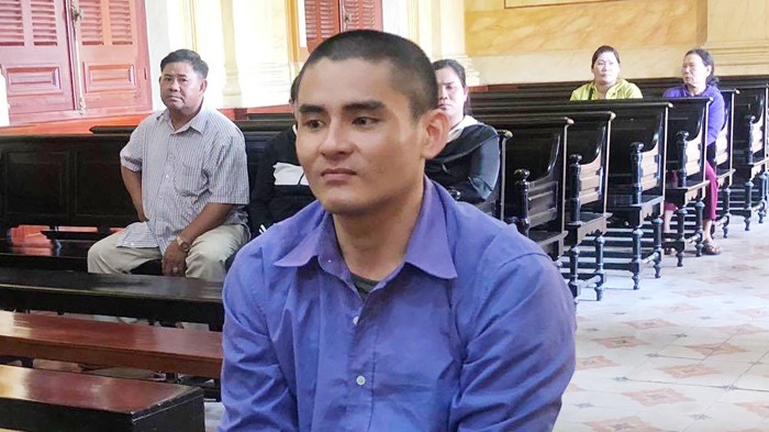 Nguyễn Hoàng Nam - kẻ giết 4 người rúng động Sài Gòn - tại phiên tòa.
