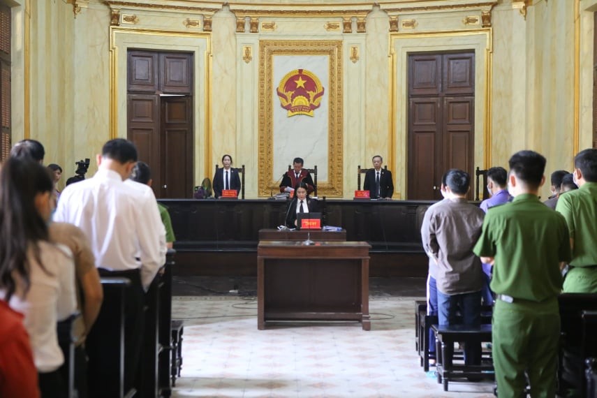 Ngoài 8 người thương vong, chiều nay tòa án tuyên phạt tù thêm 19 đồng phạm của Tuấn 'khỉ'.