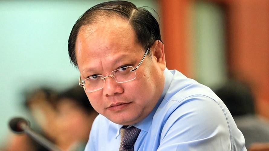 Cựu Phó Bí thư Thành ủy TPHCM Tất Thành Cang vừa bị khởi tố trong vụ án thứ hai.