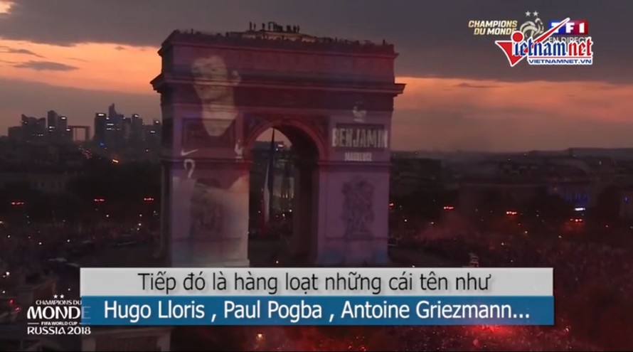 Pháp tổ chức ăn mừng, tôn vinh cầu thủ trên Khải Hoàn Môn