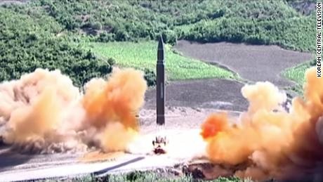 Kiểu làm tên lửa thông minh của Triều Tiên