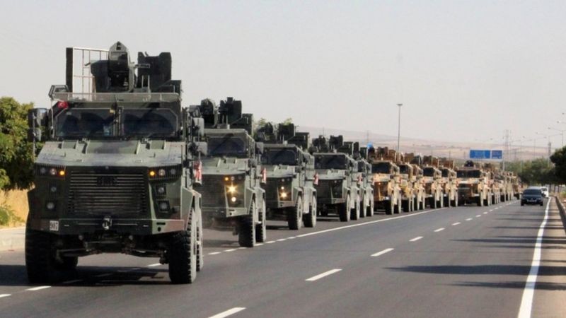 Đoàn xe quân sự của Thổ Nhĩ Kỳ tiến vào Syria. (Ảnh: Reuters)
