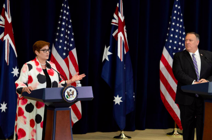 Ngoại trưởng Úc Marise Payne (trái) và Ngoại trưởng Mỹ Mike Pompeo tại cuộc họp báo chung. (Ảnh: Reuters)