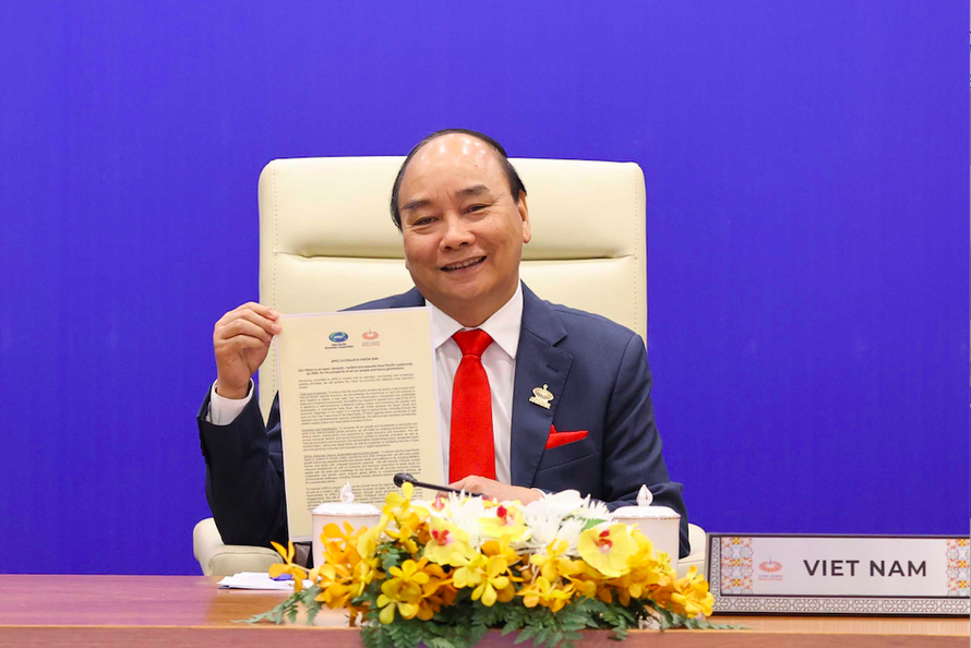 Thủ tướng Nguyễn Xuân Phúc tham dự hội nghị trực tuyến. (Ảnh: Mofa)