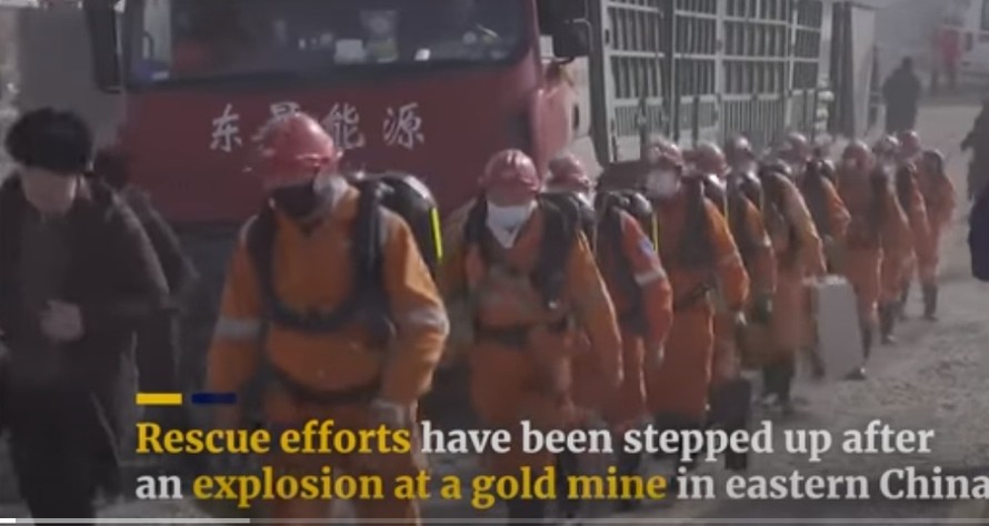 Đội cứu hộ đang khẩn trương thực hiện các biện pháp giải cứu nhóm thợ mỏ mắc kẹt hơn 1 tuần