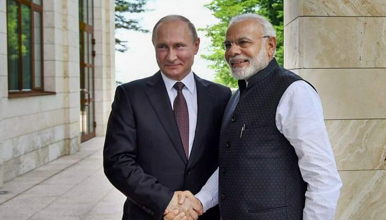 Tổng thống Nga Vladimir Putin và Thủ tướng Ấn Độ Narendra Modi. (Ảnh: PTI)