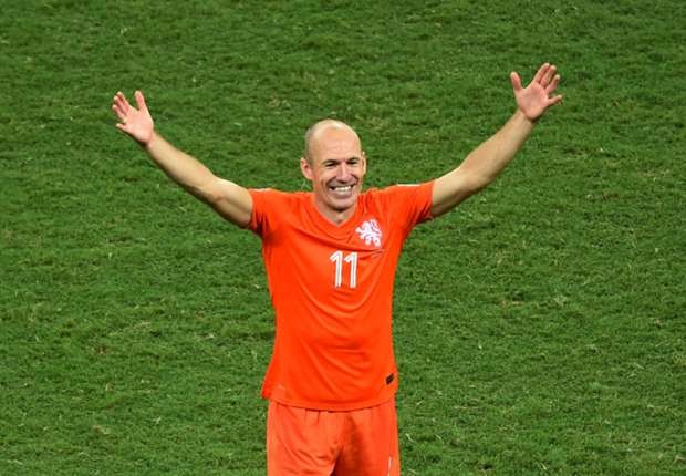 Robben mệt mỏi vì những lời chỉ trích.