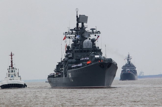 Tàu khu trục của Nga. (Ảnh: THX/TTXVN)