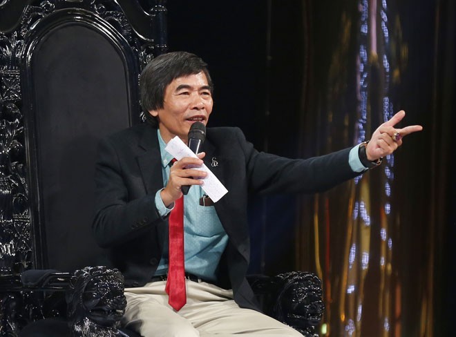 Hình ảnh tiến sĩ Lê Thẩm Dương trong chương trình "Quyền lực ghế nóng 2018".