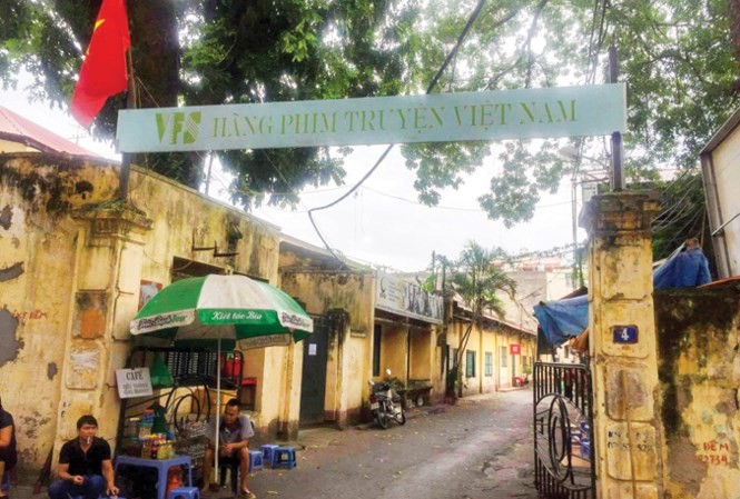 Bộ VHTTDL yêu cầu tạm dừng bán đấu giá tài sản Hãng phim truyện Việt Nam