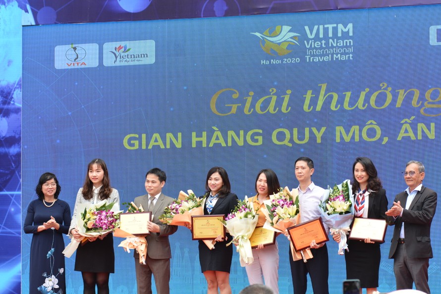 Hội chợ VITM Hà Nội 2020 khép lại sau 4 ngày hoạt động