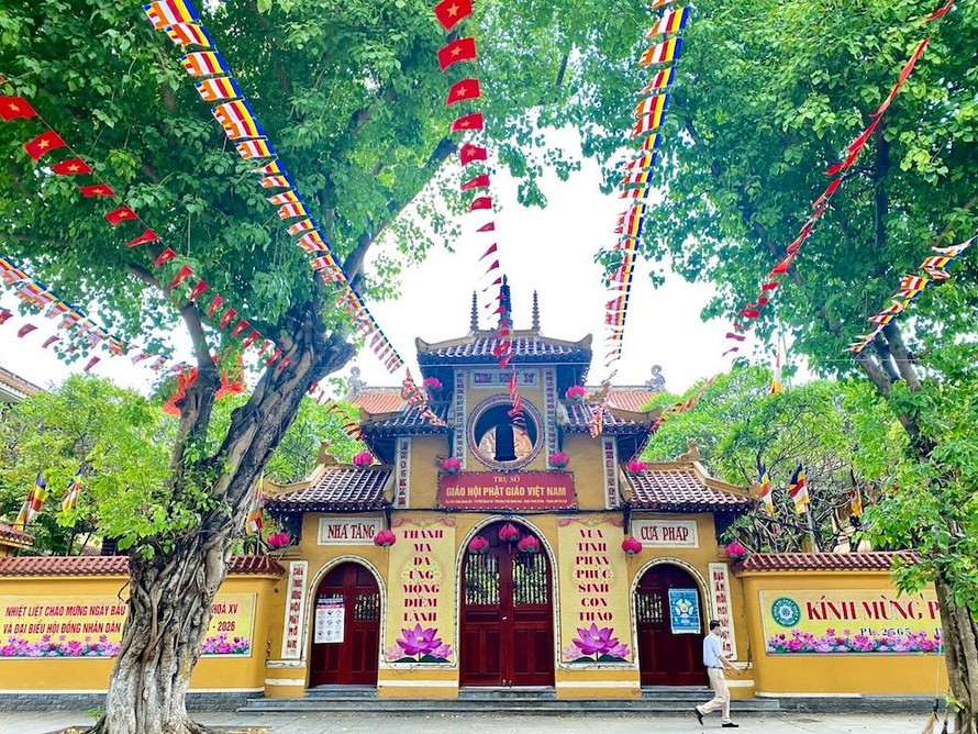 Giáo hội Phật giáo Việt Nam trải qua 40 năm hình thành, phát triển. Ảnh: Phatsuonline