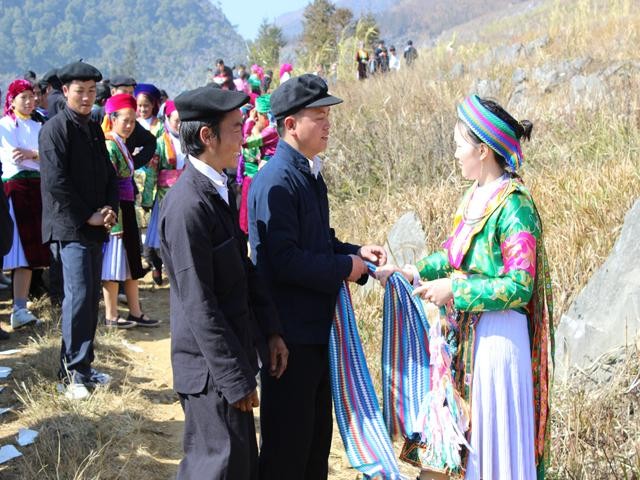 Chuẩn bị sẵn sàng cho Ngày hội Văn hóa Mông toàn quốc lần thứ III.