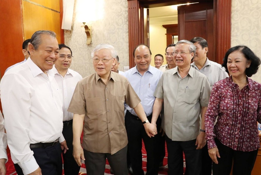 Tổng Bí thư, Chủ tịch nước Nguyễn Phú Trọng chủ trì họp Bộ Chính trị. (ảnh TTXVN)