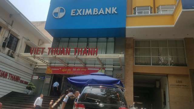 Trụ sở Ngân hàng Eximbank chi nhánh tại TPHCM bị khám xét