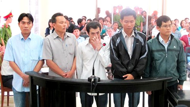 Viện KSND Phú Yên cho rằng cả 5 bị cáo công an phải chịu chung hậu quả cái chết đối với anh Ngô Thanh Kiều