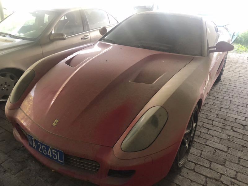Siêu xe Ferrari 599 GTB bán phế liệu 250 USD tại Trung Quốc