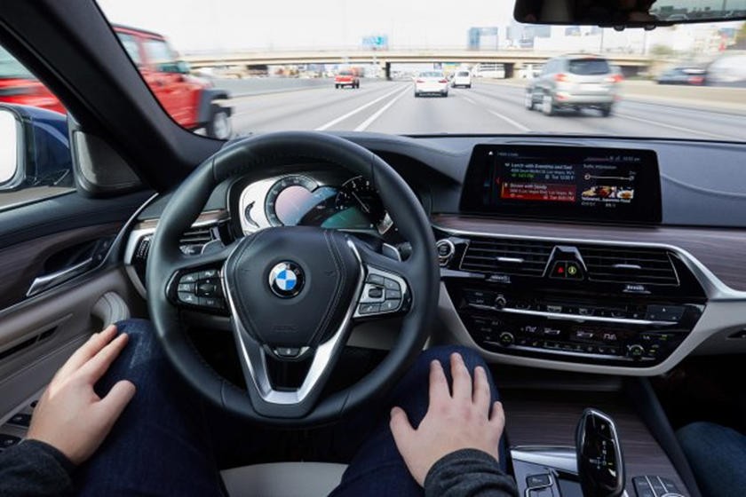 BMW, Mercedes-Benz hợp tác sản xuất xe tự hành