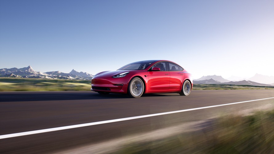 Tesla là thương hiệu ôtô được yêu thích nhất tại Mỹ