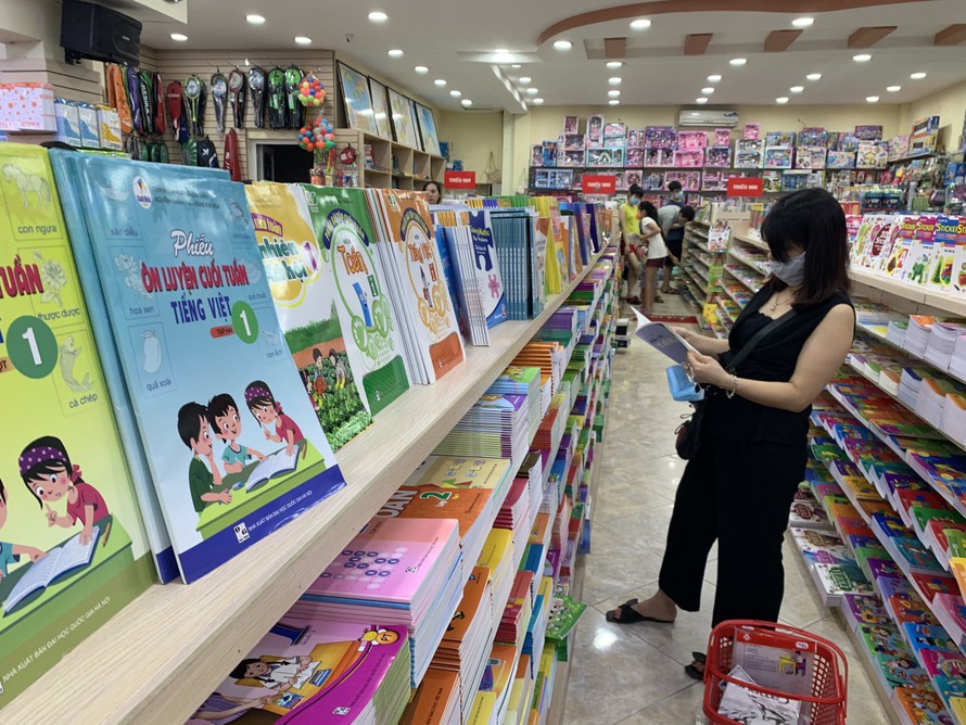 Khan hiếm sách giáo khoa lớp 6 tại Hà Nội